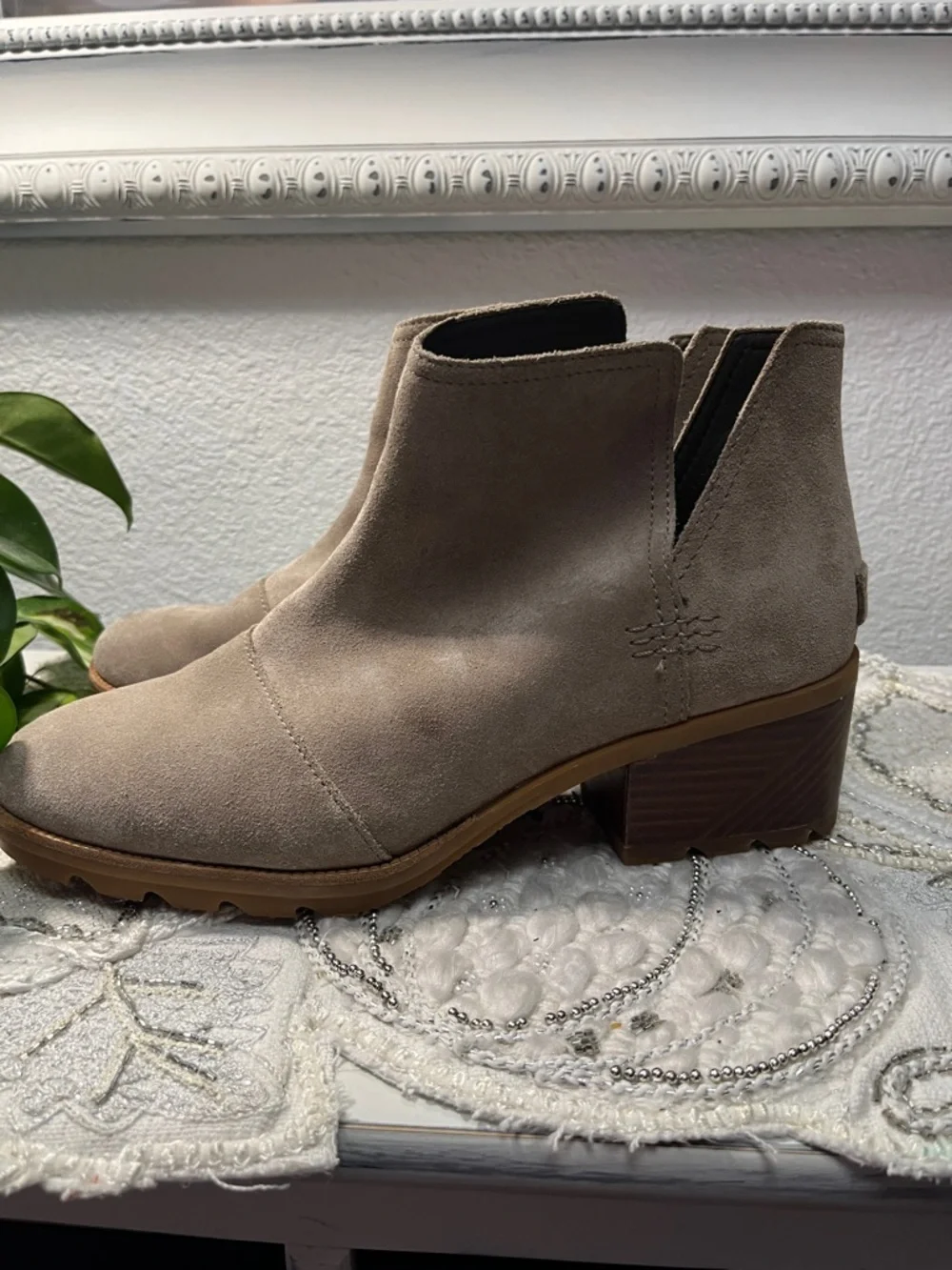 NWT Sorel Women’s Cate Cut Out Boot - Ash Brown - 10.5 (as is) - Picture 3 of 13